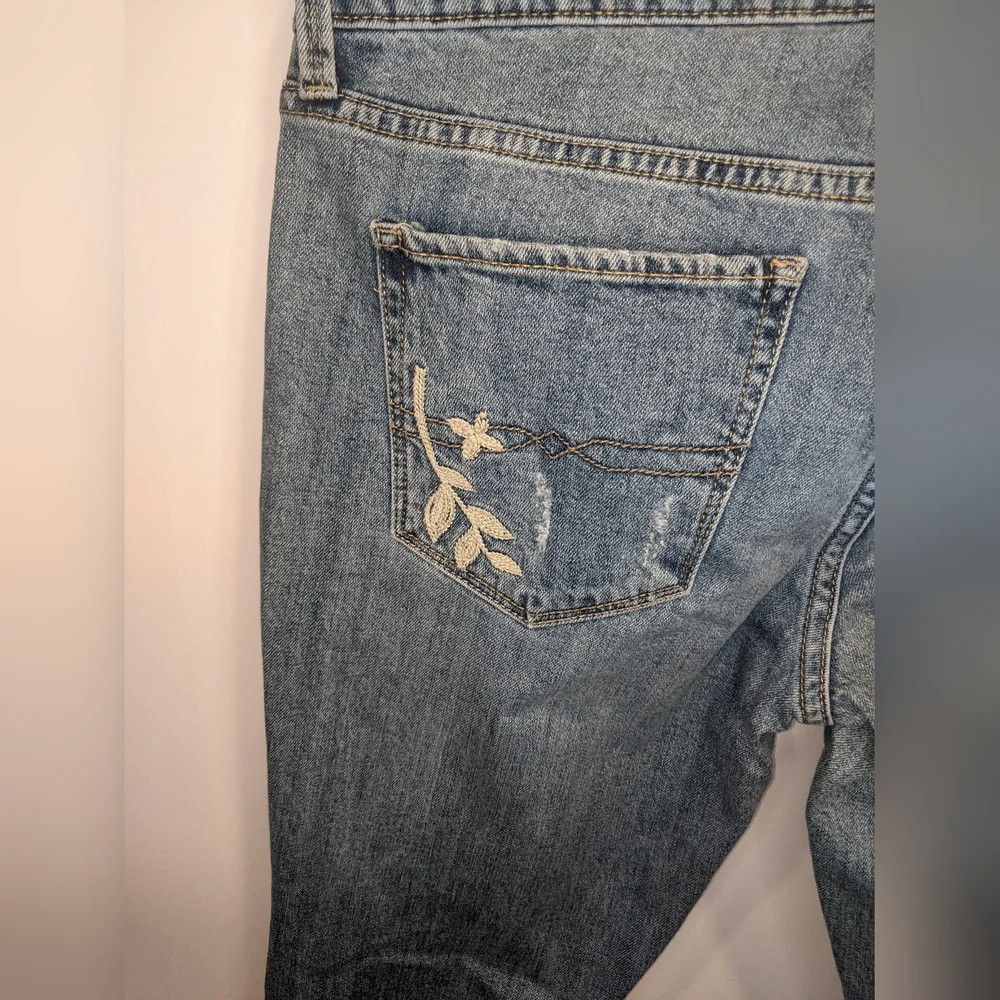 Lucky Brand 4/27 Charlie Skinny Jeans Floral Embroidered Raw Hem Distressed